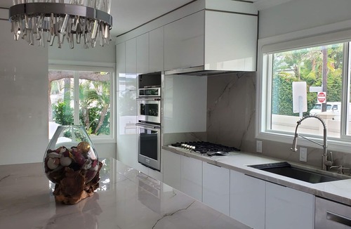 North Redondo House | Relax with whole family at peaceful place and enjoy easy access to everything.