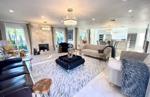 North Redondo House | Relax with whole family at peaceful place and enjoy easy access to everything.