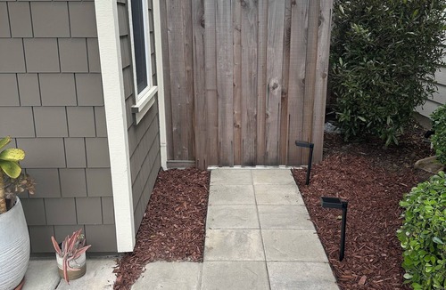 Marina House | Relaxing 1-bedroom, 1-bathroom Studio in Marina near Monterey Car Week events!