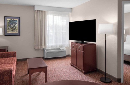 Pleasanton Hotel | Relaxing Bay Area Hotel Ideal for Romantic Couple Stay | Free Parking