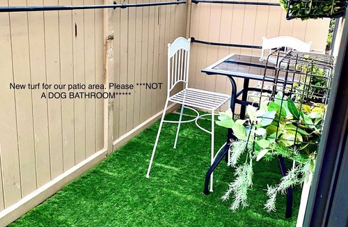 Solana Beach House | REMODELED 3 BEDROOM 2.5 BA. HOME ACROSS FROM PRIVATE BEACH OR WALK TO DOG BEACH!