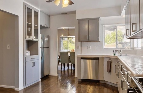 Middletown House | Remodeled Modern Residence Near Downtown San Diego