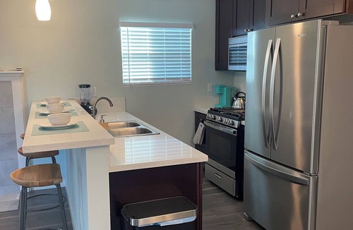 Stockton House | Remodeled Private 3BD, Hot Tub Woof Woof and Parking