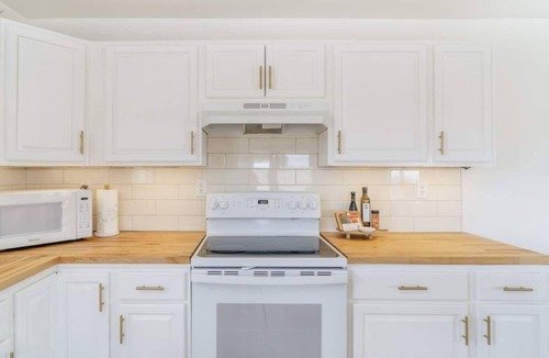 Twentynine Palms House | Remote Home: Heated Pool, Hot Tub, Workspace