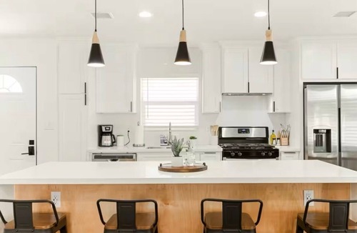 Westmont House | Renovated 3 Bedroom Gem with Game-room and Hot Tub