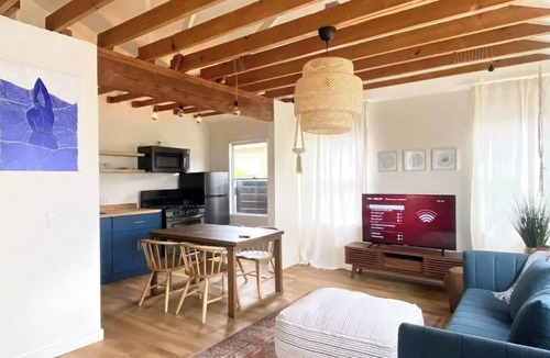 Los Angeles House | Renovated and designed by an LA based architect with a wonderful front yard.