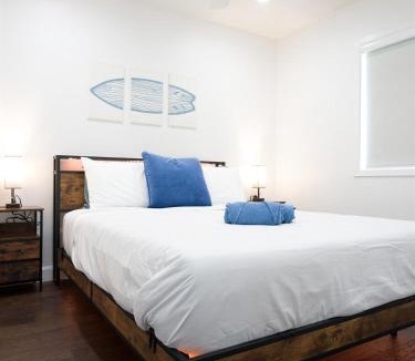 Tustin House | Renovated Retreat 4BR Oasis w Pool and Pool Table