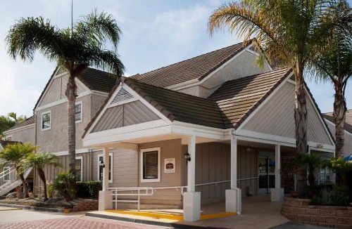 Delthorne Hotel | Residence Inn Los Angeles Torrance/Redondo Beach