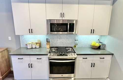 Lake Forest House | Resort living 3 bedroom modern apt with backyard