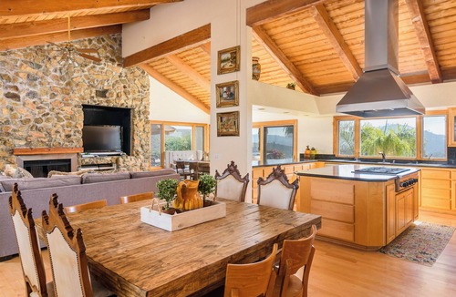 Escondido House | Resort-Style Estate w/Pool, Game Room & Valley Views | The Tennis Ranch