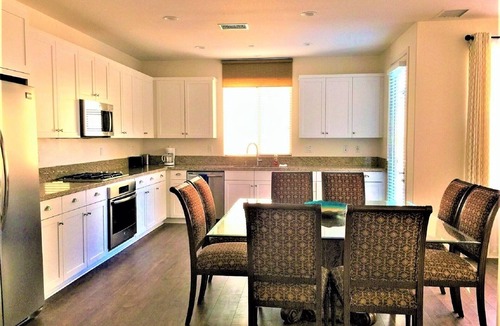 Lake Forest House | Resort Style Living - Beautiful New House Close to Irvine Spectrum