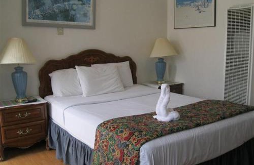 Sunset Park Hotel | Rest Haven Motel