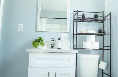 Northwest Torrance House | Retreat Minutes To LAX, Manhattan/Redondo Beach