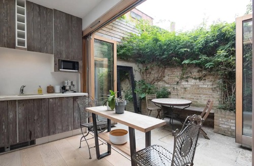 Chelsea Riverside Apartment | Retreat to a Stylish 1 Bedroom Flat in Chelsea