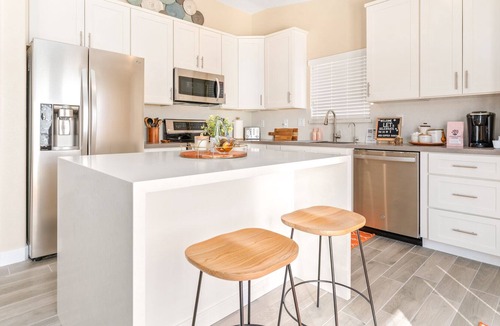 Indian Cove House | Retreat + Views + 10 mins Joshua Tree National Park + Hot tub & Pool