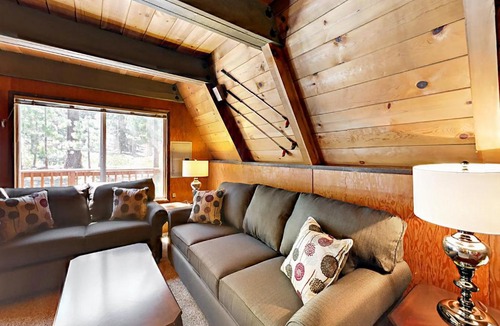Christmas Valley House | River Park Manor