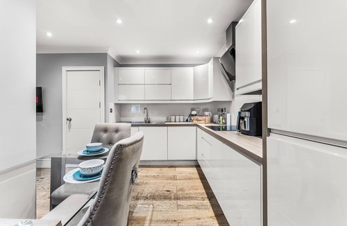 Bristol City Centre Apartment | Riverside Welsh Back Bristol