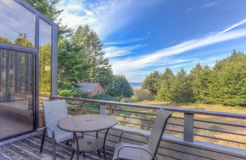 Sea Ranch House | Riverview - Private Hot Tub - Sleeps 12