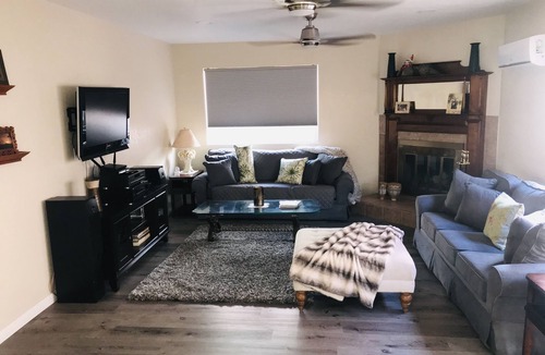 La Quinta Cove House | Roadrunner Bedroom in La Quinta Cove