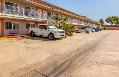Artesia Hotel | Rodeway Inn Artesia Cerritos