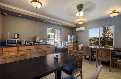 Indio Hotel | Rodeway Inn near Coachella
