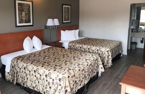 Guasti Hotel | Rodeway Inn Ontario Mills Mall