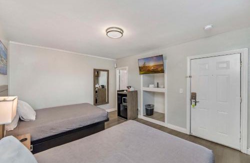 Stockton Hotel | Rodeway Inn Stockton Highway 99