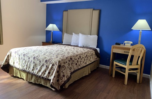West Park Community Hotel | Rodeway Inn & Suites Bakersfield