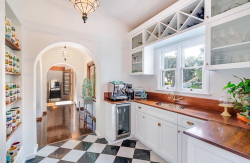 North Arroyo House | Romantic Spanish Mansion In Pasadena!