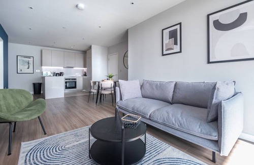 Wembley Park Apartment | Roof Terrace & Gym Near Wembley Stadium