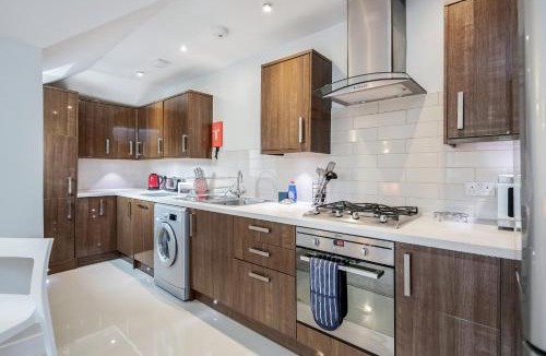 St. Mark's Apartment | Roomspace Serviced Apartments - Lomond Court