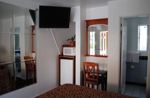 Eagle Rock Hotel | Rose Bowl Motel