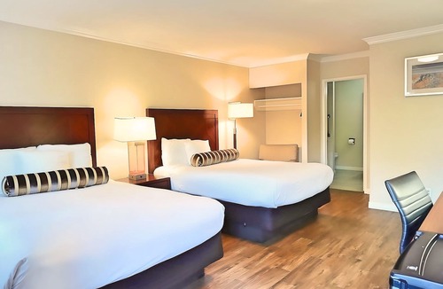 North State Hotel | Rose Garden Inn