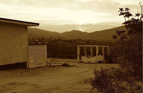 Morongo Valley House | ROSHI ZEN HOUSE Moroccan Japanese Dwell 家