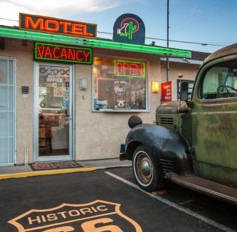 Barstow Hotel | Route 66 Motel