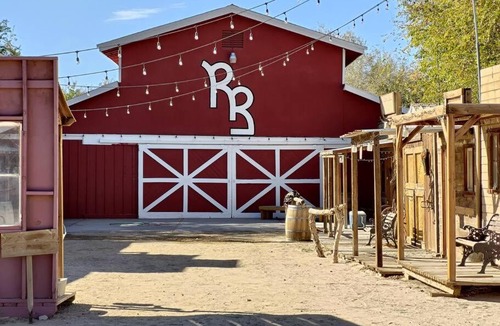 Oro Grande Other | Route 66 Roy Roger's Starry Bubble House Big