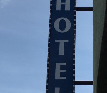 Little Armenia Hotel | Roxy Hotel