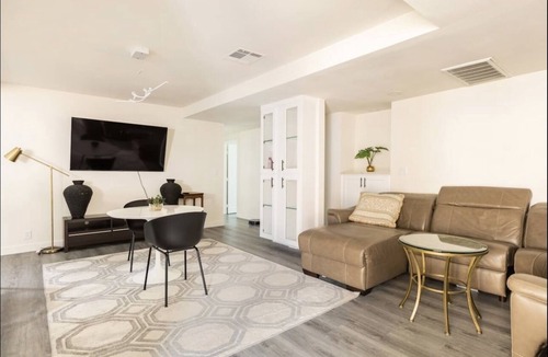 East San Gabriel Villa | S- Two houses at same location