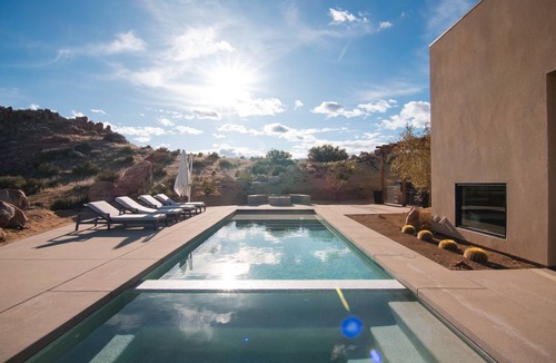 Pioneertown House | Sagebrush Hideaway w/Pool+Spa, Sauna, Cold Plunge