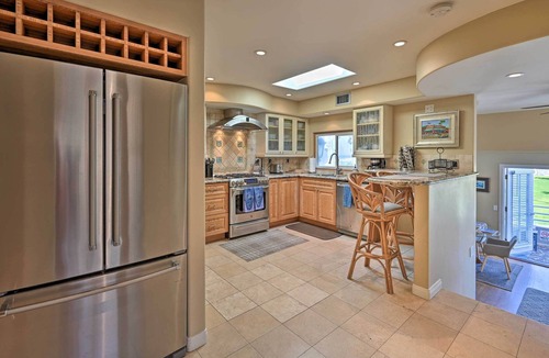 South Mission Beach Condo | San Diego Condo w/ Grill - Walk to Beach!