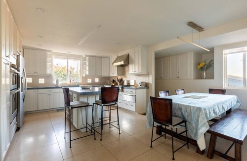 Encinitas House | San Diego Staycation Home with Hot Tub Ocean Views