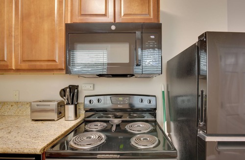 Cortez Hill Apartment | San Diego Studio ~ 1 Mi to Theaters & Museums