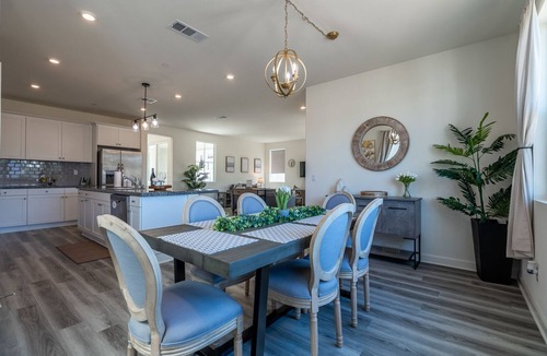 Valley Center House | San Diego style retreat awaits you.