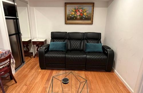 Outer Mission Apartment | San Francisco 2 Bedroom with Parking near BART