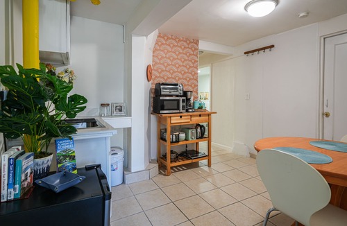 Crocker-Amazon Apartment | San Francisco Apartment ~ 5 Mi to Downtown!