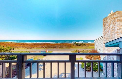 Fort Bragg Hotel | Sand Dollar Suite