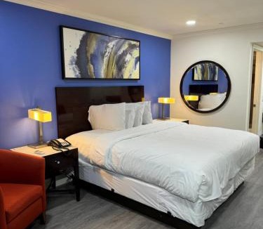 La Sierra Hotel | Sands Motel