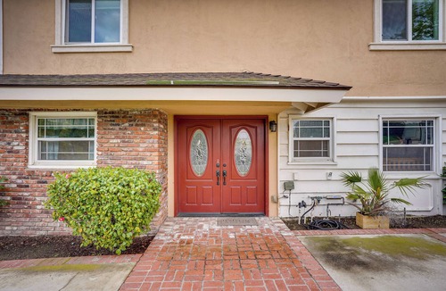 North Tustin House | Santa Ana Home w/Patio, 9 Mi to Disneyland!
