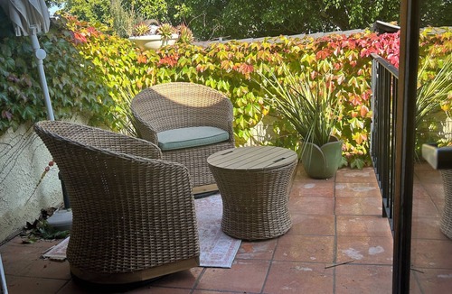 Mar Vista Apartment | Santa Monica top floor pad