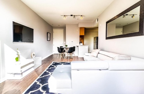 Wilshire Montana Apartment | Santa Monica